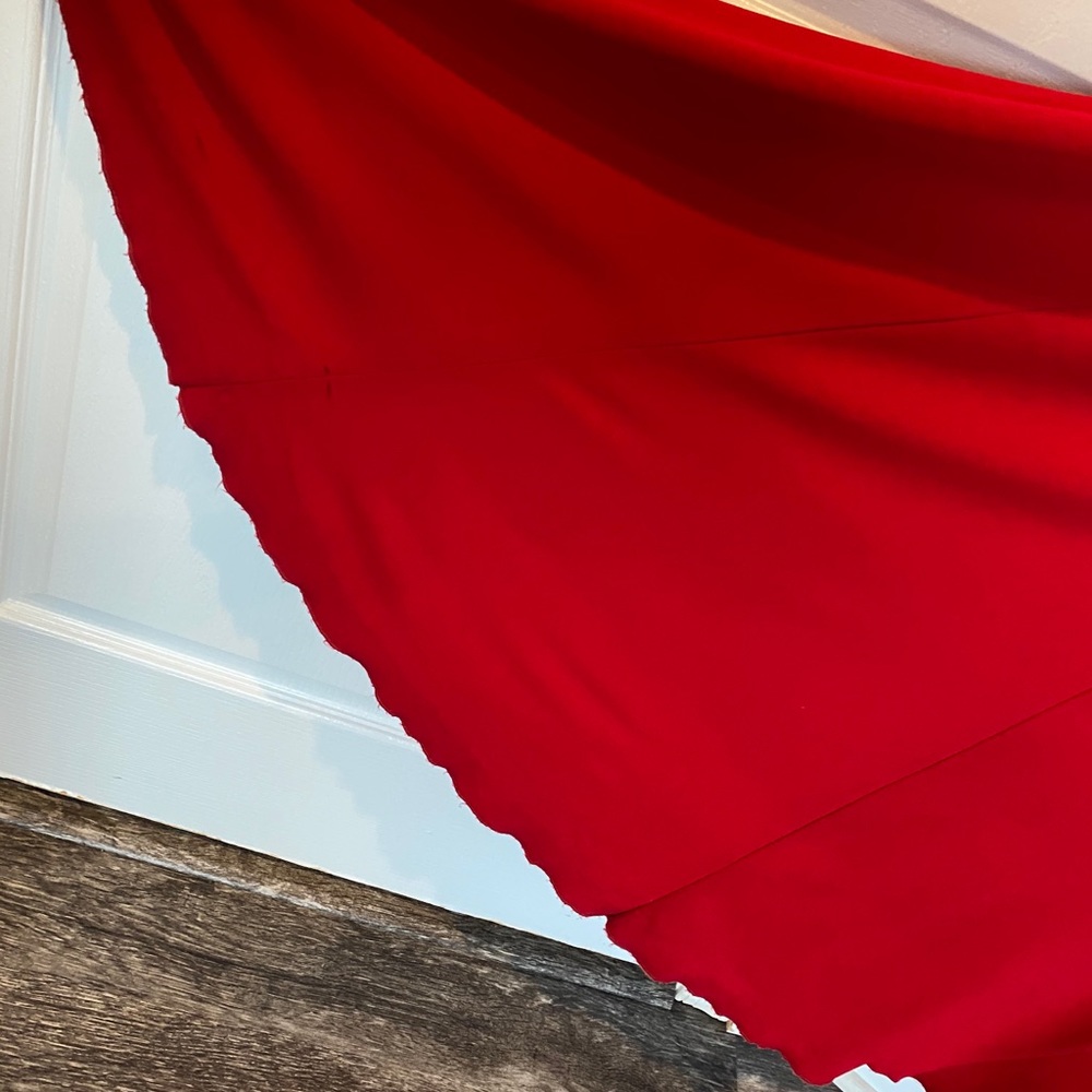 COPY - Bebe Red, backless, with small train eveni… - Picture 5 of 10
